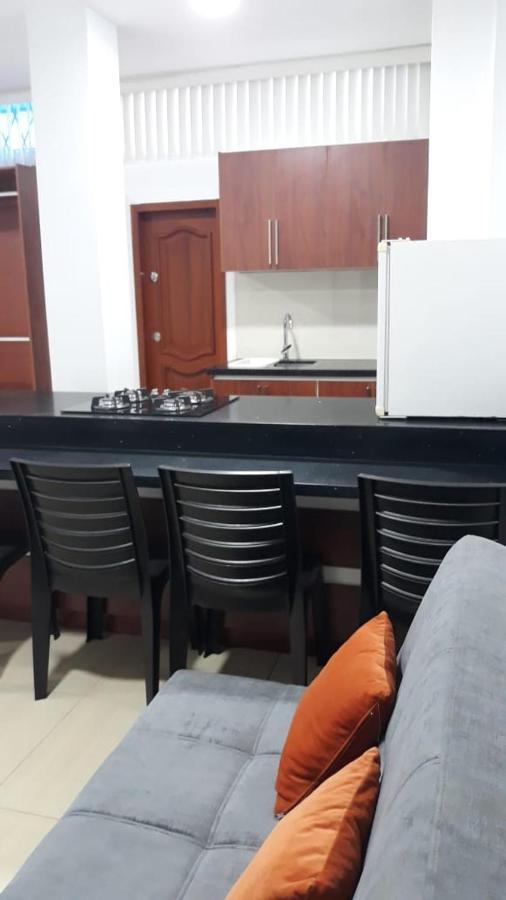Departamentos Marcecilia De 2 Y 3 Habitaciones En El Centro De Manta Exteriör bild