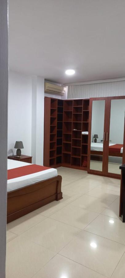 Departamentos Marcecilia De 2 Y 3 Habitaciones En El Centro De Manta Exteriör bild
